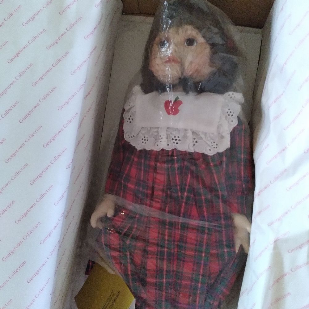 Apple dupplin porcelain doll